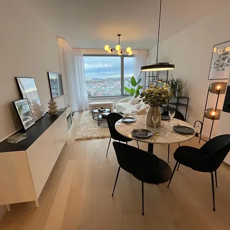 Ah Sky Park 3d - 20th Floor Sunset Views - Parking דירה