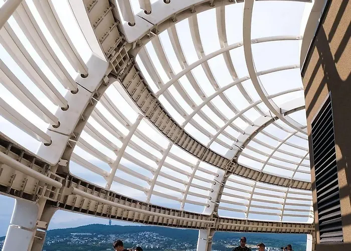 Ah Sky Park 3d - 20th Floor Sunset Views - Parking شقة براتسيلافا